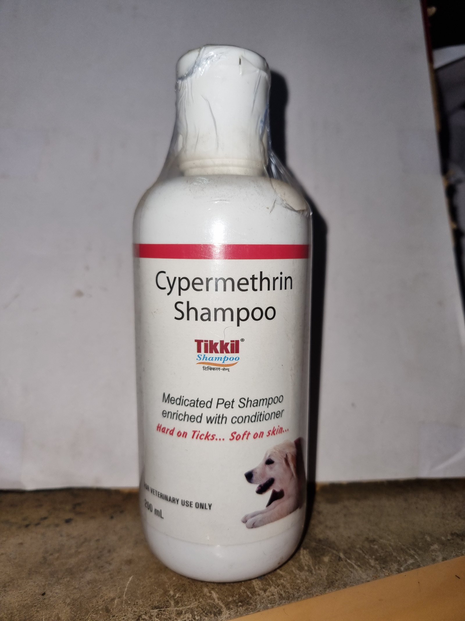 Tikkil Shampoo 200 ml for Tick and Flea Removal for Dogs