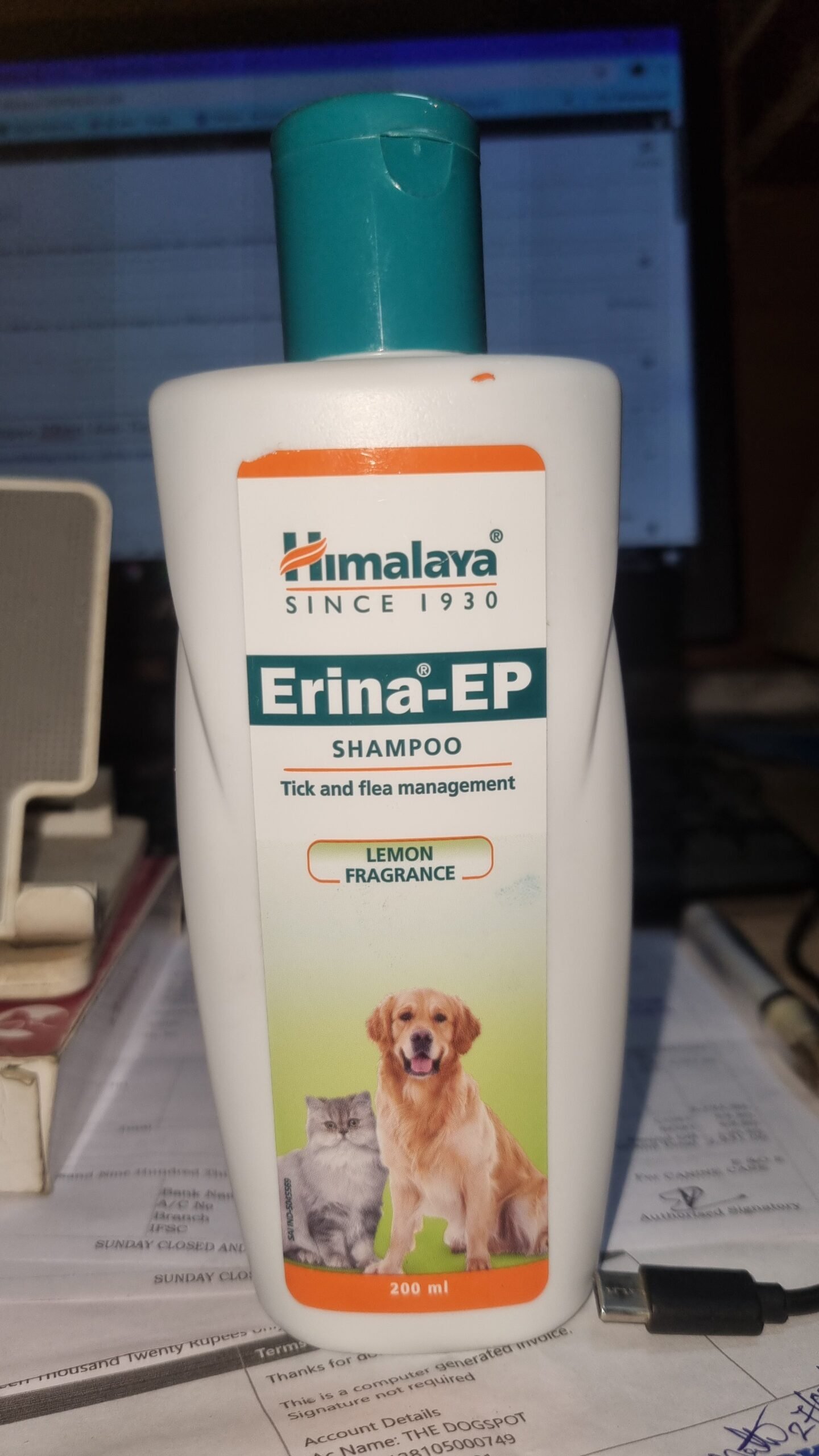 Himalaya Erina-EP Shampoo 200ml | Anti-Tick & Flea Control