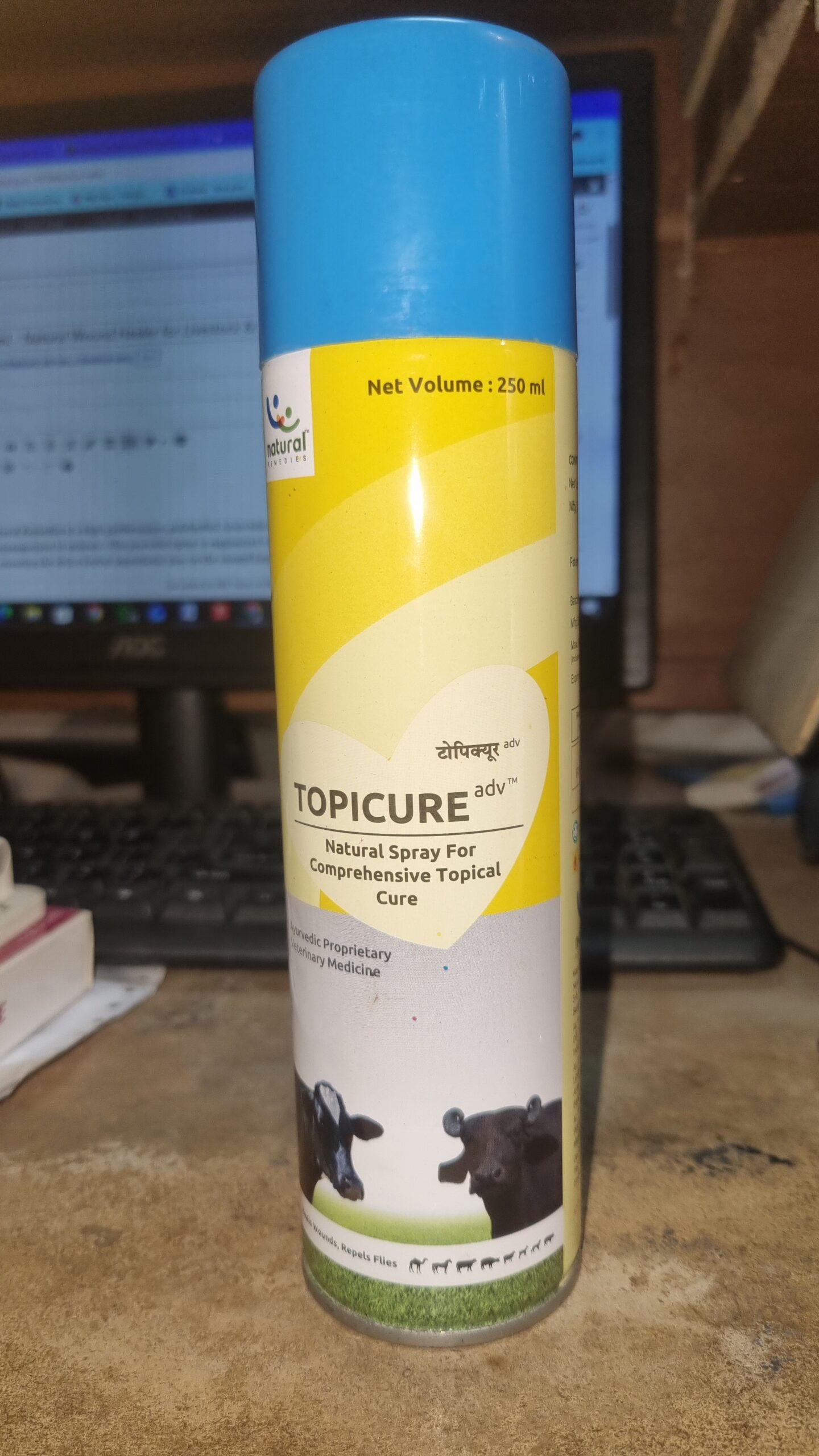 topicure-adv-spray-250ml-natural-wound-healer-for-livestock-pets